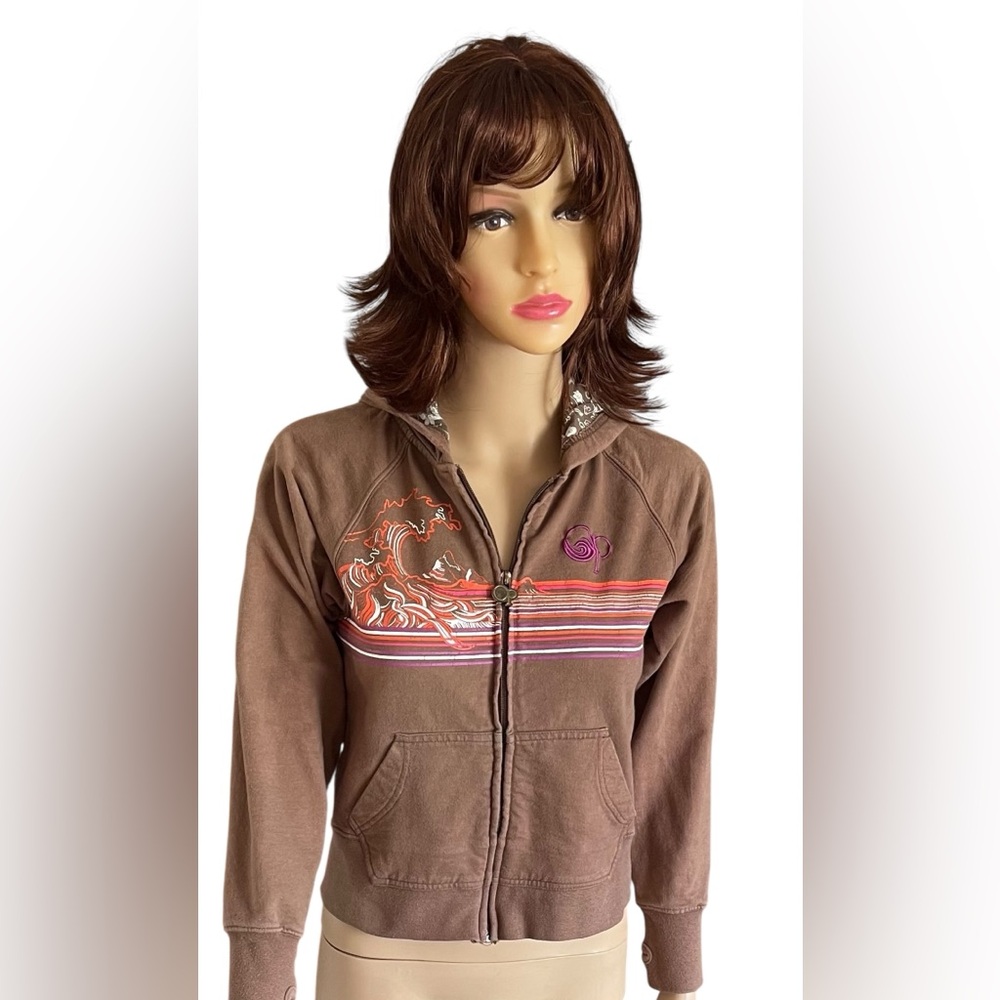 Hostess Pick ☄️ Brown Girl's Hoodie with Wave Design by OP